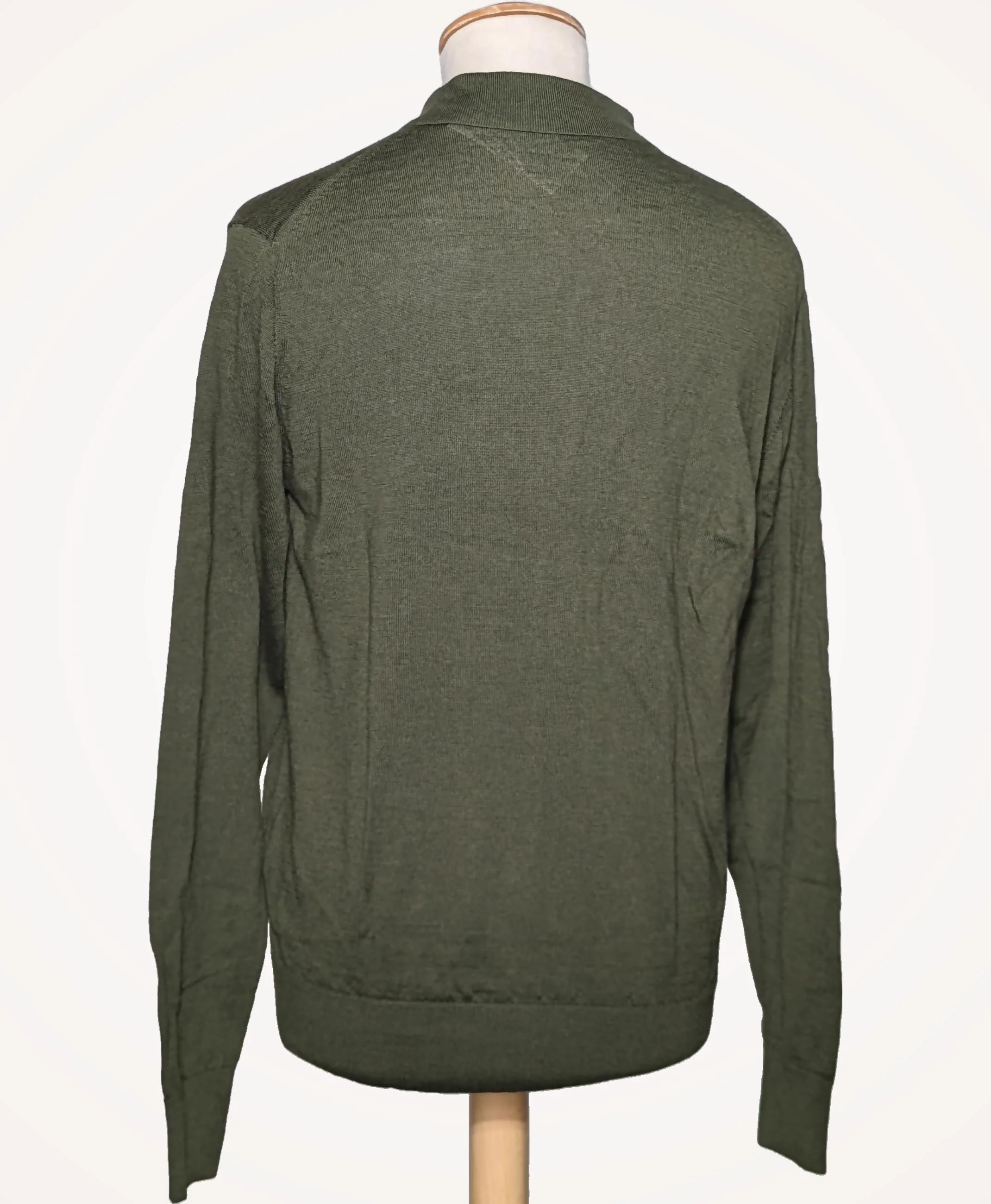 UNIQLO - Image 4